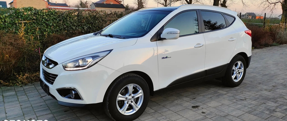 Hyundai ix35 cena 50000 przebieg: 150000, rok produkcji 2014 z Szczawnica małe 301